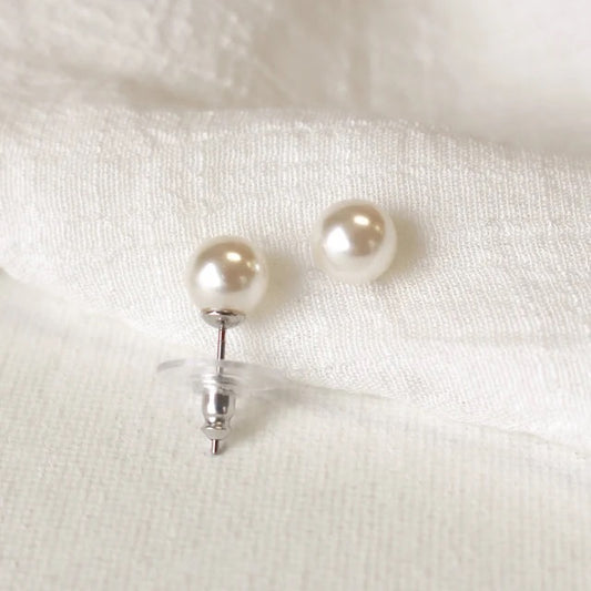 STUD EARRINGS | PEARLS