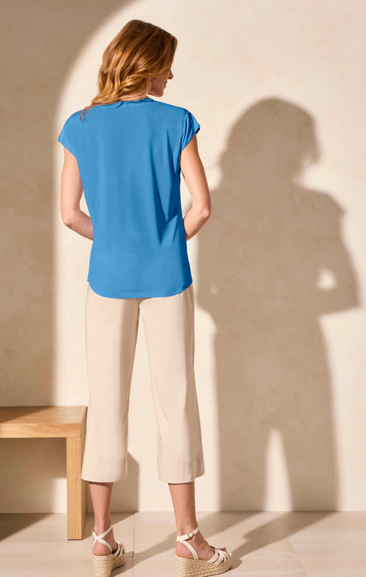 CAP SLEEVE V-NECK TOP