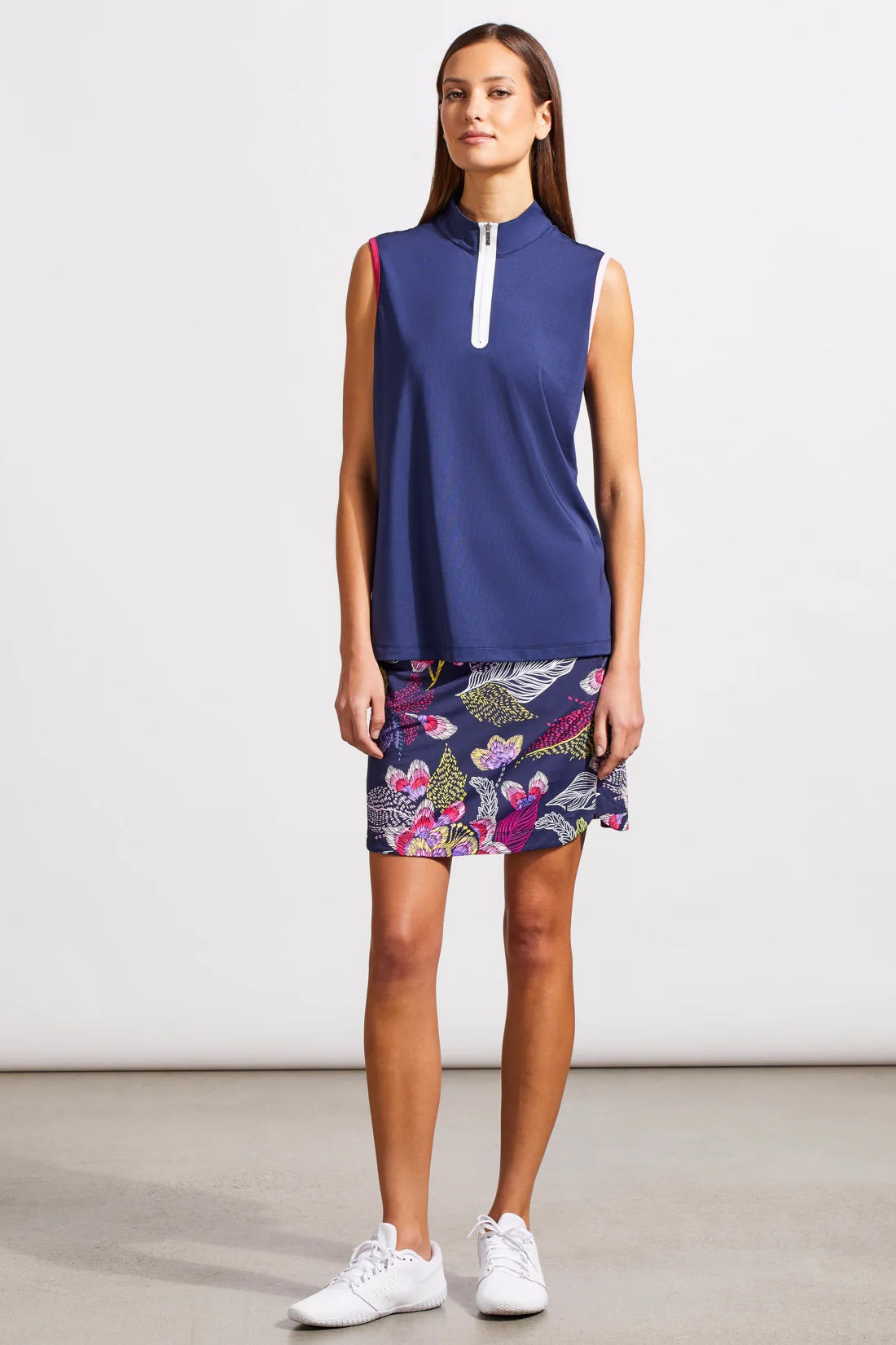 SPORT LIGHT SCUBA MOCK NECK ZIP TOP WITH CONTRAST TRIM