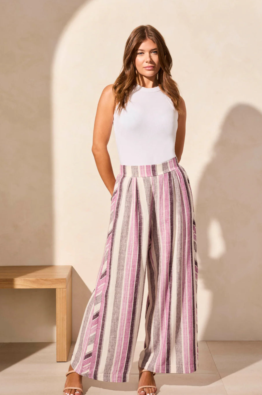 PULL-ON FLOWY WIDE LEG PANTS WITH POCKETS