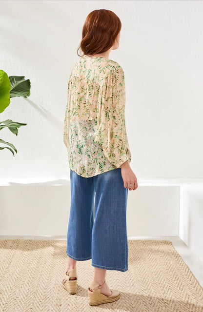 BLOUSE FLOWY DOLMAN SLEEVE WITH SELF-COVERING BUTTONS