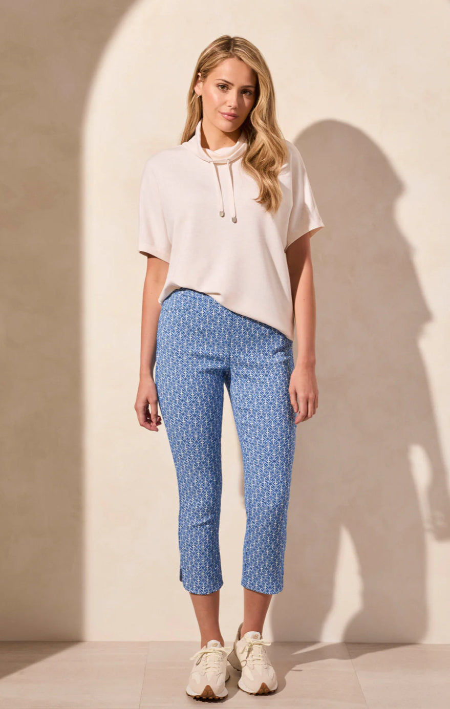 JACQUARD PRINT PULL-ON CAPRI
