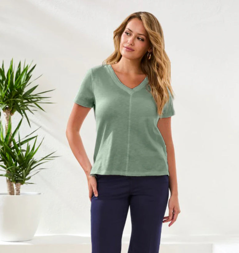 SLUB KNIT V-NECK TOP WITH DOUBLE TRIM DETAIL