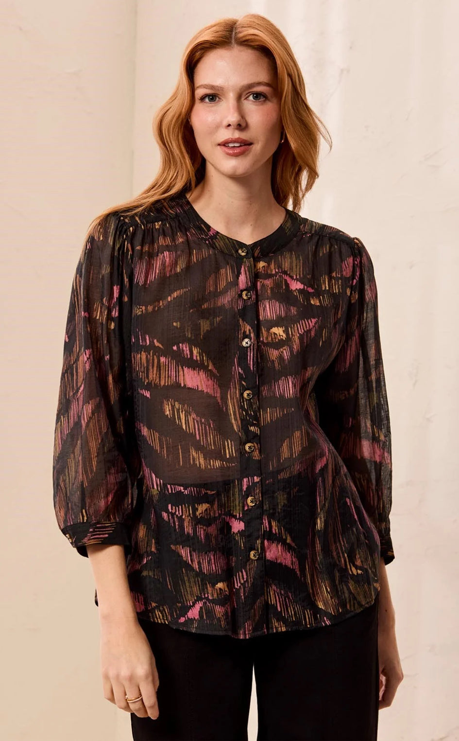 BLOUSE FLOWY DOLMAN SLEEVE WITH SELF-COVERING BUTTONS