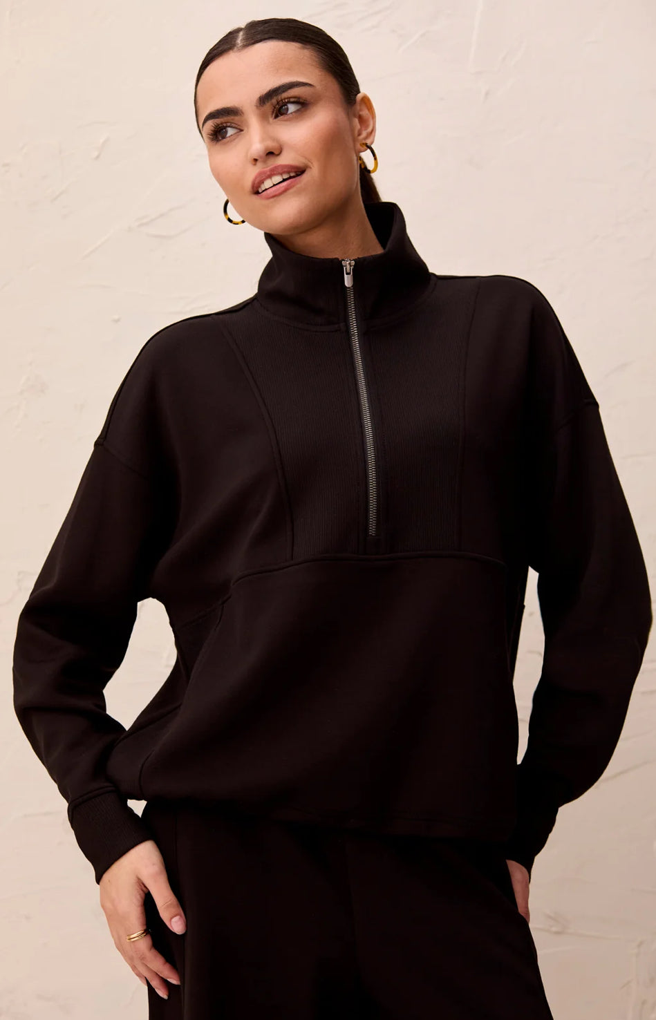 PULLOVER TECHNO LUX QUARTER-ZIP FUNNEL NECK