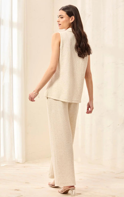 PUCKERED KNIT SLEEVELESS BUTTON DOWN TOP