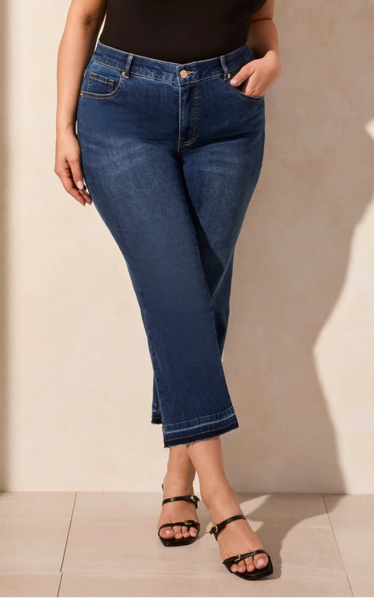 SOPHIA CURVY COMFORT STRETCH MICRO FLARE CROP JEANS